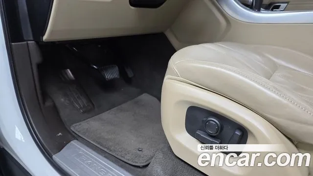 Land Rover Range Rover Sport 2017 thumb 12