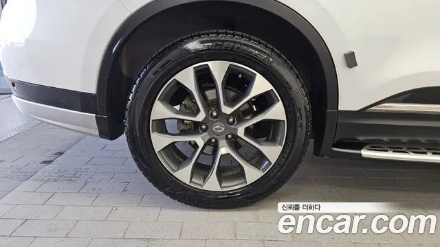 Renault-KoreaSamsung Koleos 2018 thumb 5