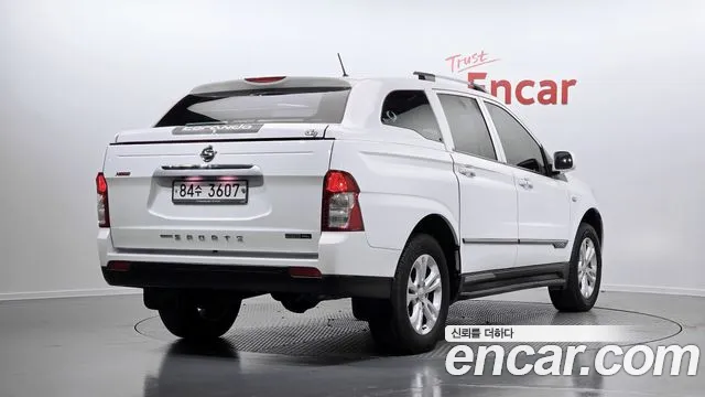KG_Mobility_Ssangyong KORANDO 2016 thumb 2