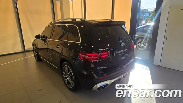 Mercedes-Benz GLB 2026 thumb 2