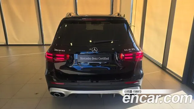 Mercedes-Benz GLB 2026 thumb 4