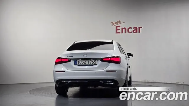 Mercedes-Benz A-Класс 2024 thumb 3