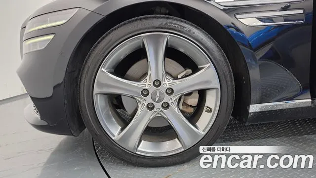 Genesis G80 2020 thumb 5
