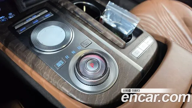 Genesis G80 2020 thumb 9