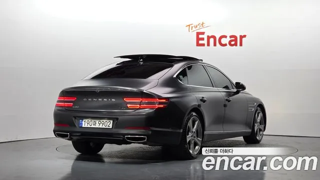 Genesis G80 2023 thumb 2