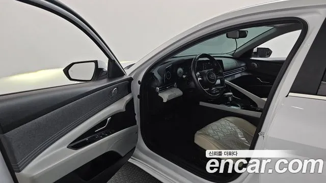 Hyundai Avante 2022 thumb 10