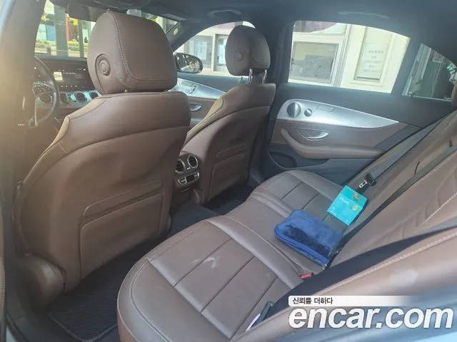 Mercedes-Benz E-Класс 2021 thumb 6