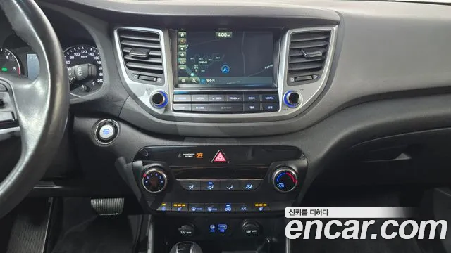 Hyundai Tucson 2017 thumb 12