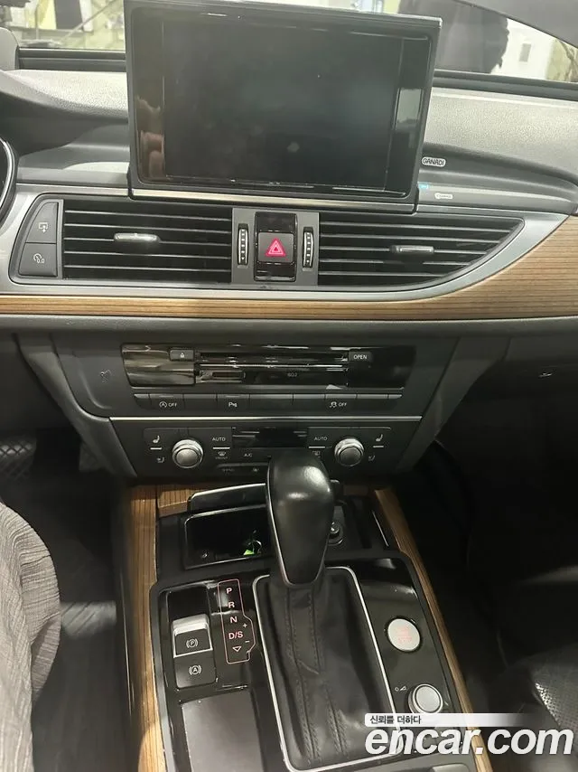Audi A6 2016 thumb 9