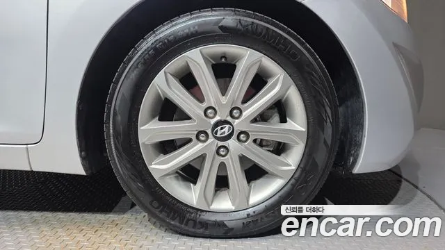 Hyundai Avante 2014 thumb 5