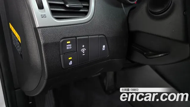Hyundai Avante 2014 thumb 12