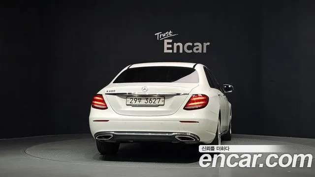Mercedes-Benz E-Класс 2018 thumb 4