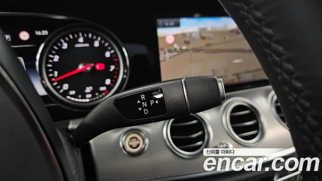Mercedes-Benz E-Класс 2018 thumb 9