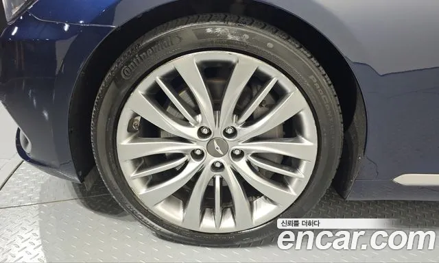 Genesis G80 2018 thumb 4
