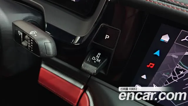 Porsche Panamera 2024 thumb 9