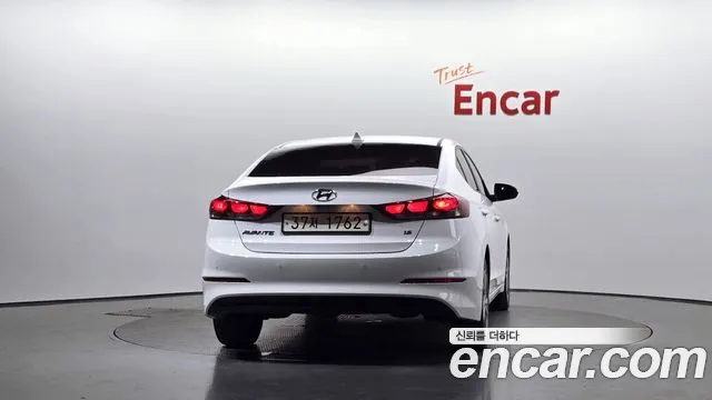 Hyundai Avante 2018 thumb 3