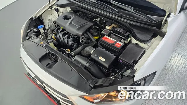 Hyundai Avante 2018 thumb 5