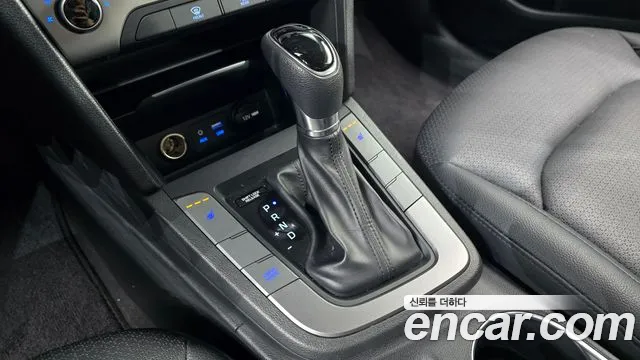 Hyundai Avante 2018 thumb 8