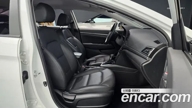 Hyundai Avante 2018 thumb 9