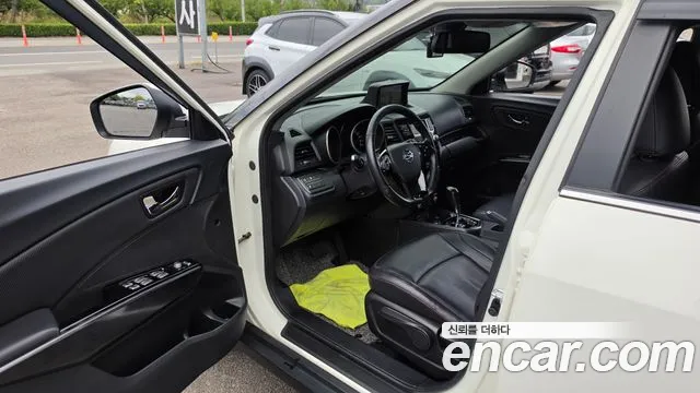 KG_Mobility_Ssangyong TIBOLI 2016 thumb 10