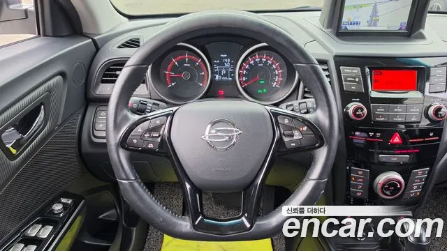 KG_Mobility_Ssangyong TIBOLI 2016 thumb 12