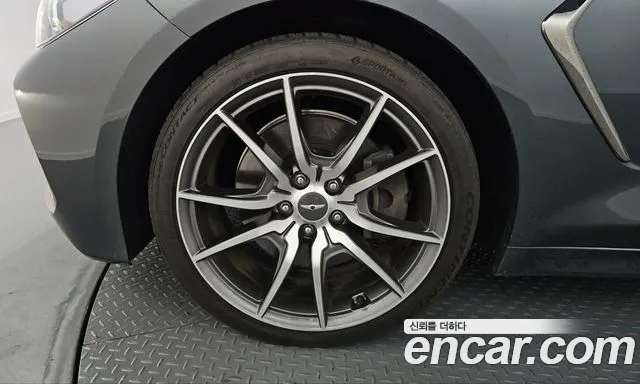 Genesis G70 2017 thumb 5