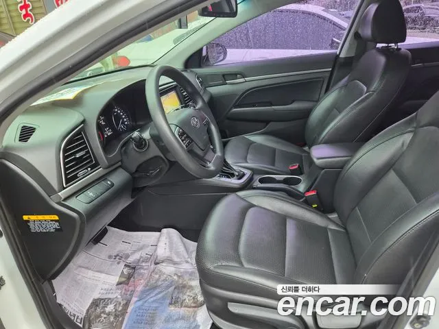 Hyundai Avante 2016 thumb 10