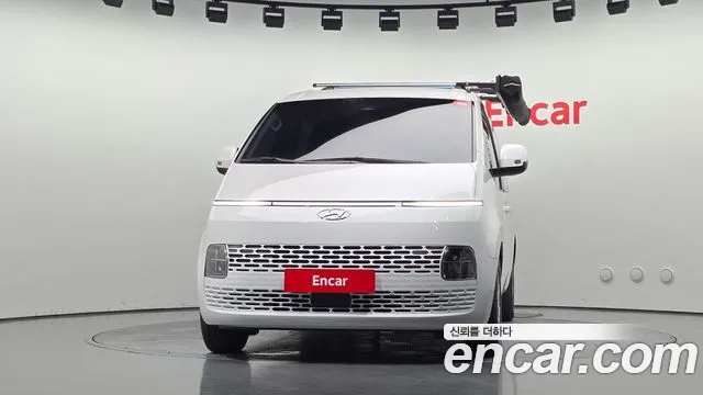 Hyundai Staria 2022 thumb 3