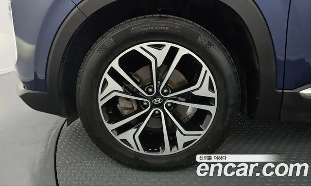 Hyundai Santa Fe 2020 thumb 5