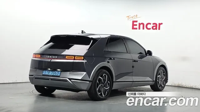 Hyundai IONIQ 5 2023 thumb 2