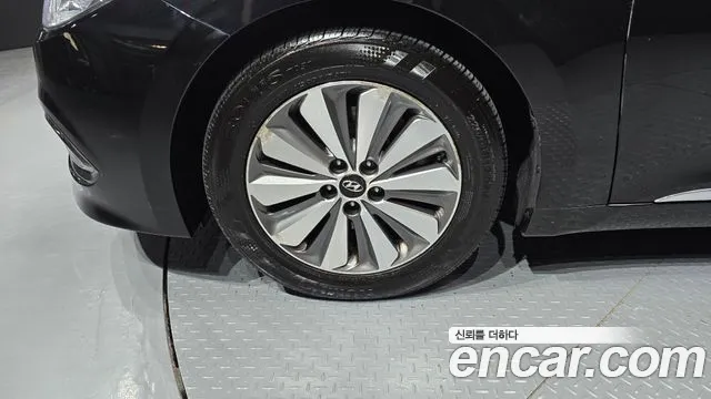 Hyundai Grandeur 2015 thumb 5