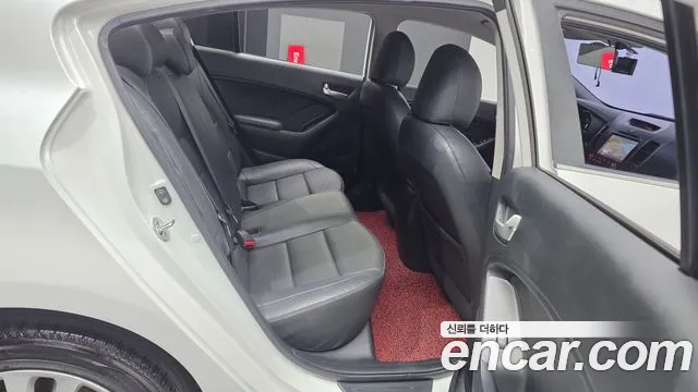 Kia K3 2017 thumb 11