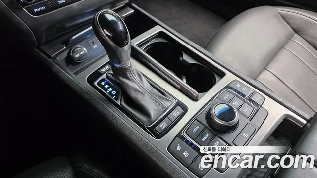 Hyundai Genesis 2015 thumb 9