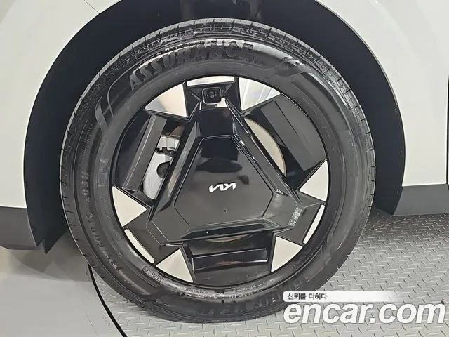 Kia Carnival 2025 thumb 5