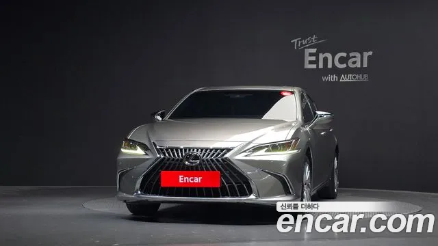 Lexus ES 2023 thumb 3