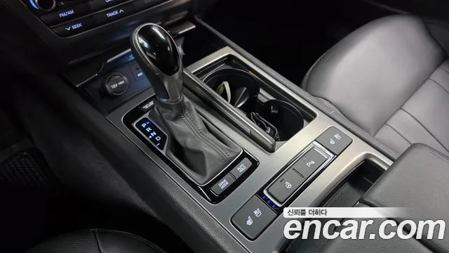 Hyundai Genesis 2015 thumb 9