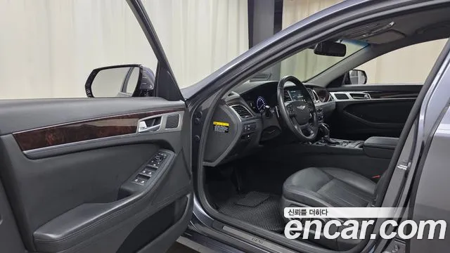 Hyundai Genesis 2015 thumb 10