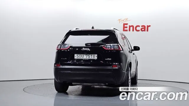 Jeep Cherokee 2019 thumb 4