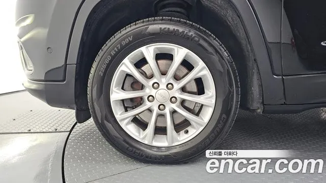 Jeep Cherokee 2019 thumb 5