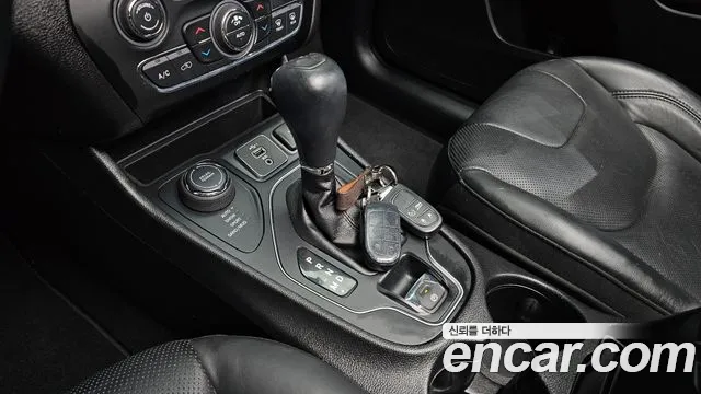 Jeep Cherokee 2019 thumb 9