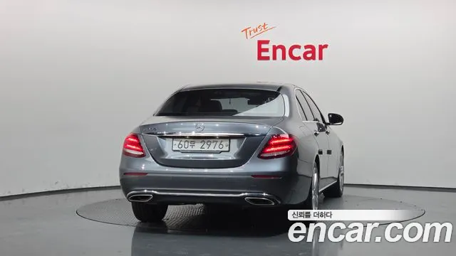 Mercedes-Benz E-Класс 2018 thumb 4
