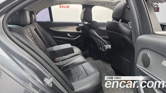 Mercedes-Benz E-Класс 2018 thumb 11