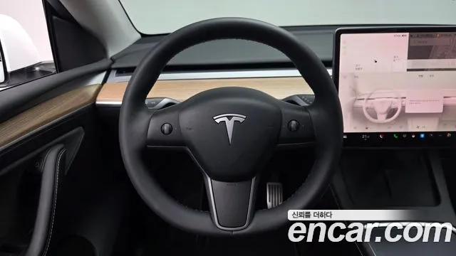 Tesla Model Y 2024 thumb 12