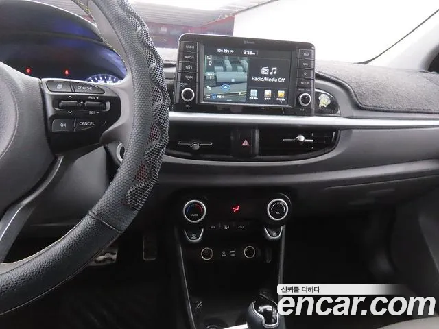 Kia Morning 2017 thumb 10