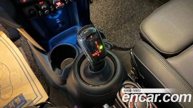 MINI Hatch 2022 thumb 9