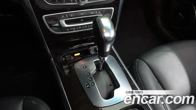 Renault-KoreaSamsung SM5 2010 thumb 8