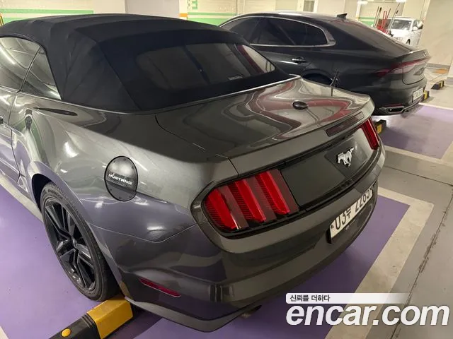 Ford Mustang Mach-E 2017 thumb 3