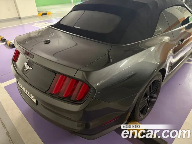 Ford Mustang Mach-E 2017 thumb 4