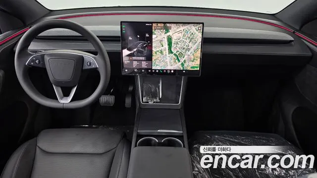 Tesla Model Y 2026 thumb 7