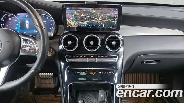 Mercedes-Benz GLC 2021 thumb 12